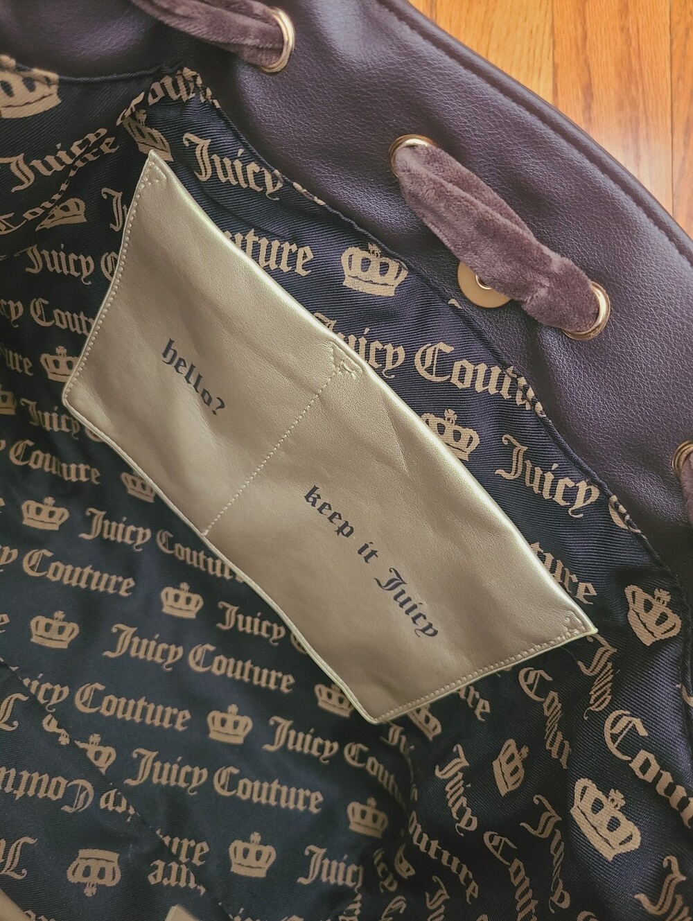 Juicy Couture Bag π - Picture 6 of 6